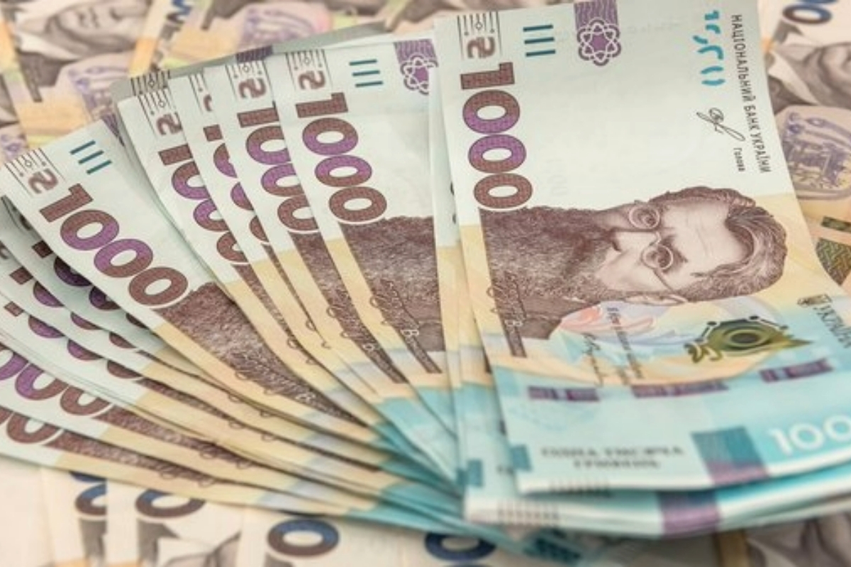 На Черкащині двох людей підозрюють у крадіжках грошей у пенсіонерів через банківські застосунки