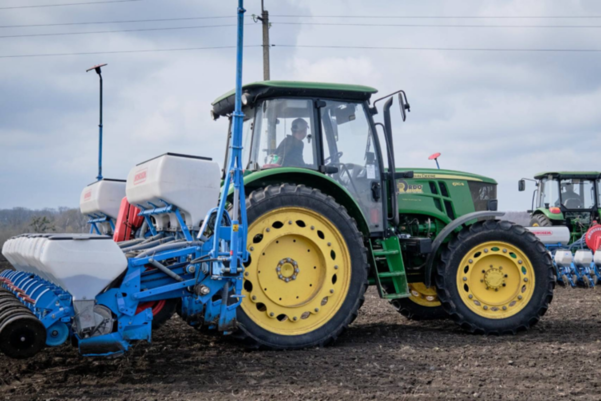 На Черкащині завершують весняну посівну: засіяно понад 800 тисяч гектарів