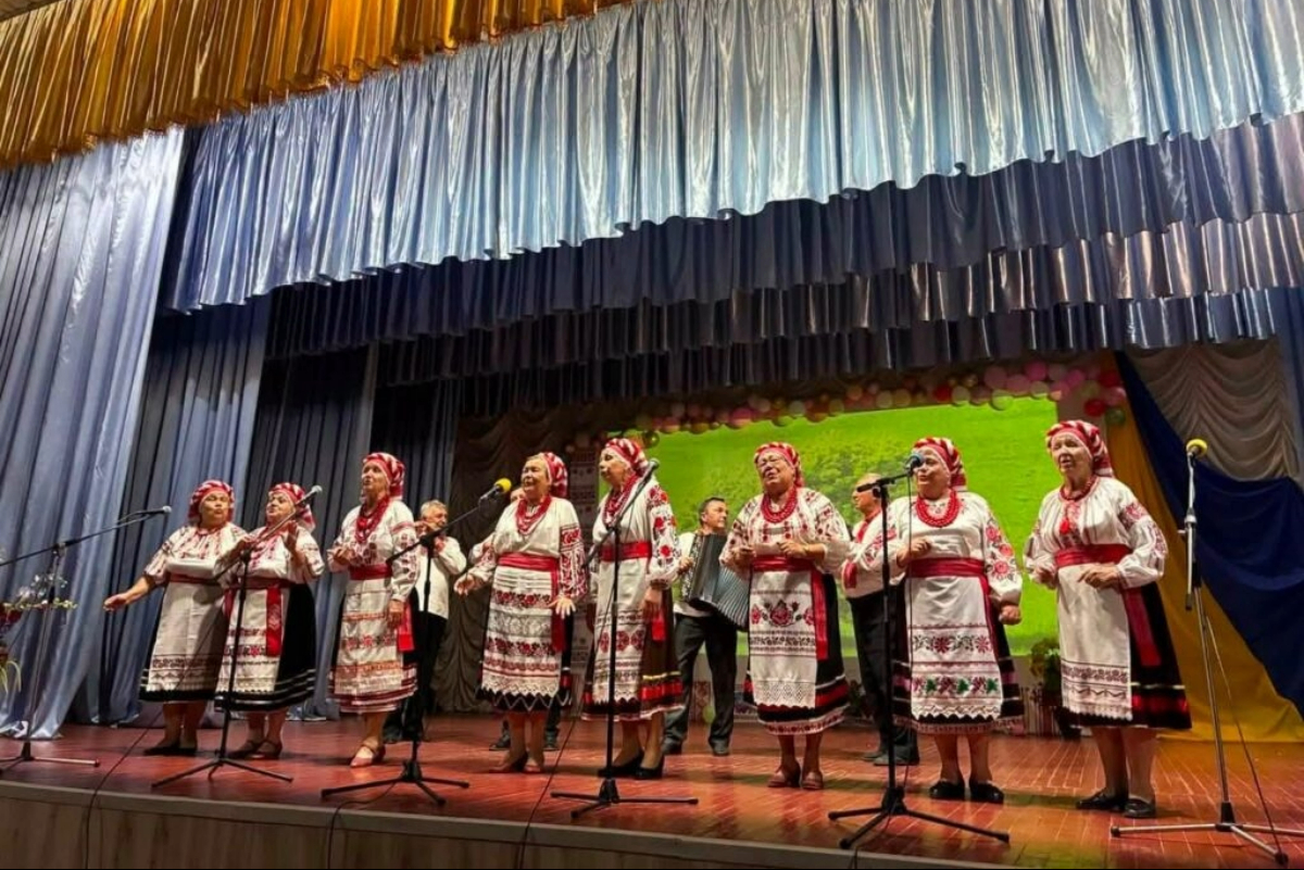 Шполянські колективи отримали дипломи на обласному фольклорному святі