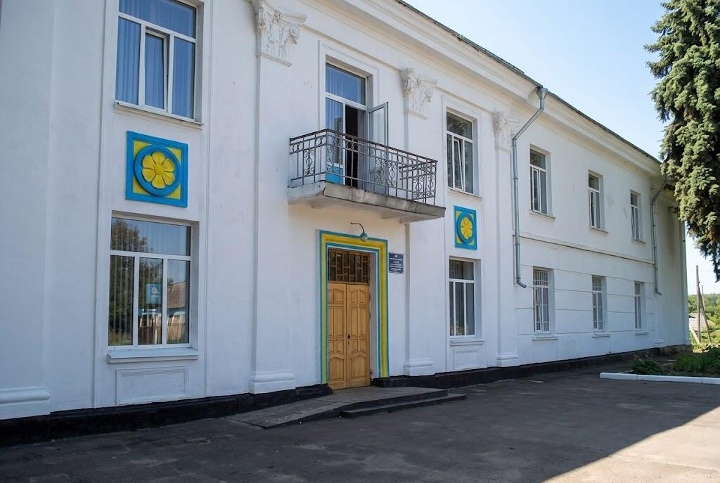 Смілянська школа №13 відзначає 126 років історії
